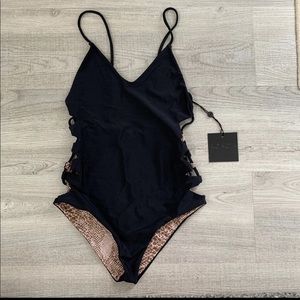 Acacia swimwear Florence full piece NWT